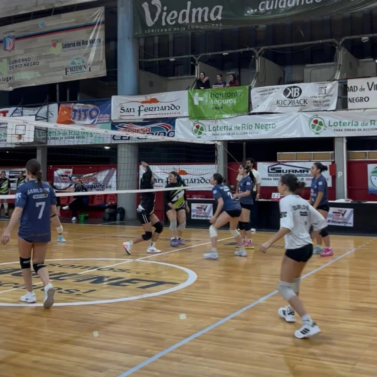 Torneo provincial de vóley elevó al 85% la ocupación hotelera en Viedma