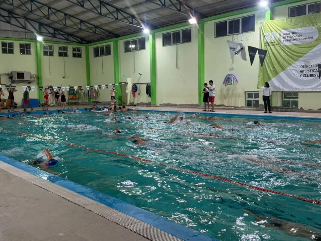 Viedma capacita a 63 aspirantes a guardavidas para la temporada de verano