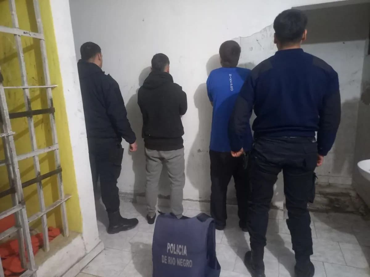 General Conesa: detuvieron a dos hombres que intentaban robar en una vivienda