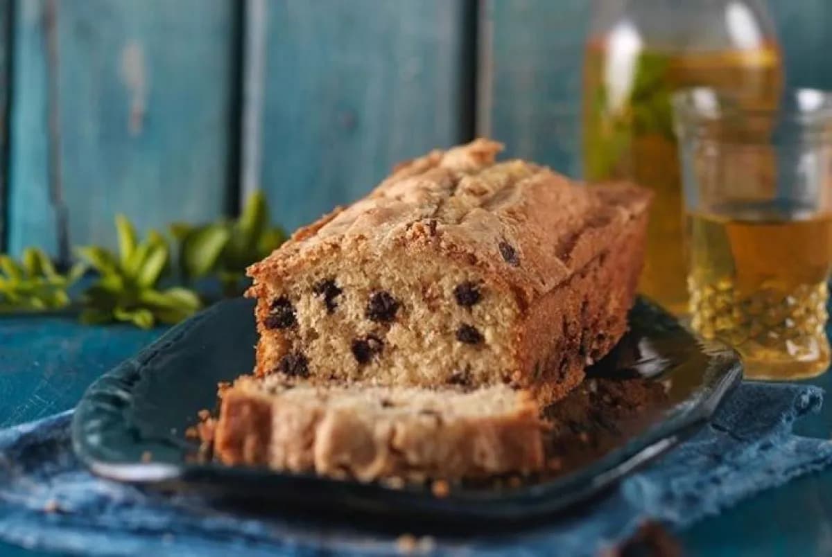 Receta fácil: budín de yogur para la tarde con el truco del pote como medida