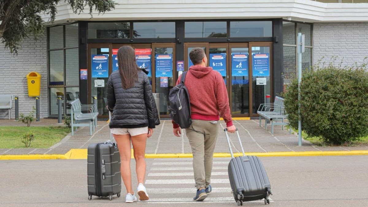 Viedma tendrá seis vuelos semanales a Buenos Aires desde el 10 de agosto