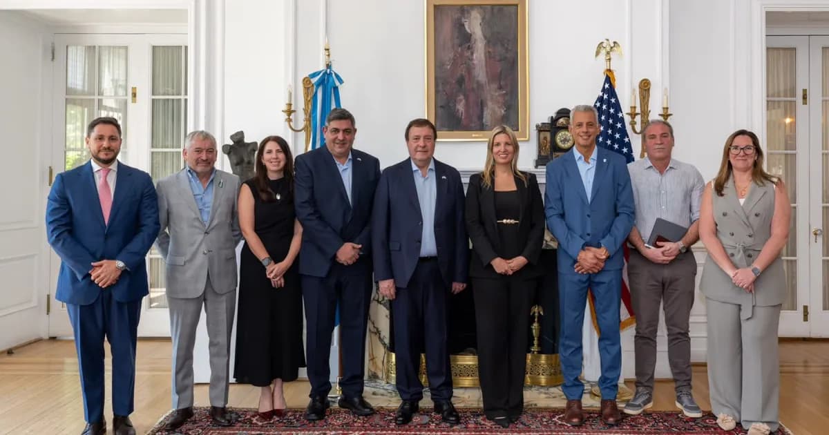 Weretilneck negocia en Washington créditos del BID por 145 millones de dólares para salud y producción