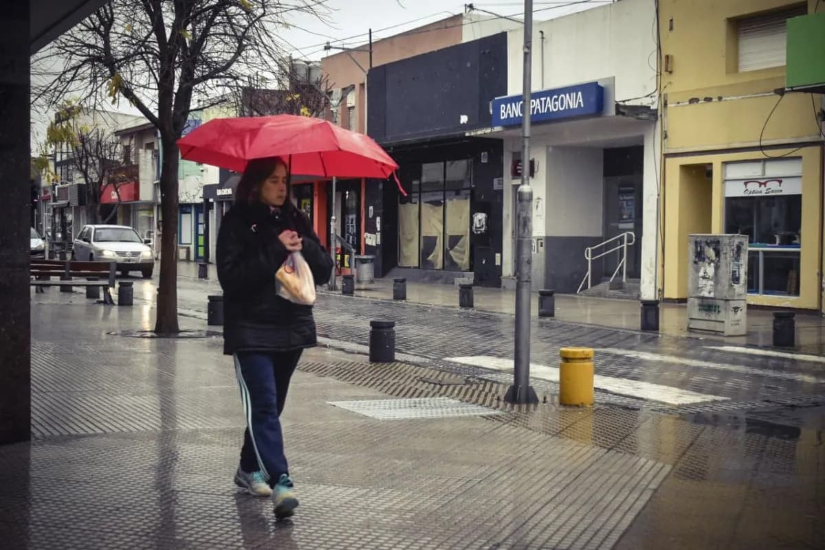 Alerta amarilla por tormentas cerca de Viedma, aunque sin lluvias en la ciudad