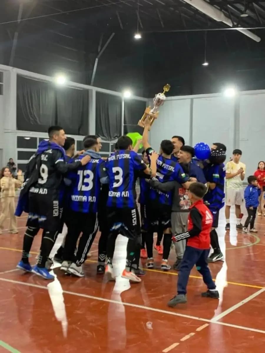 Internacional se coronó en el futsal AFA y su capitán agradeció el apoyo de la gente