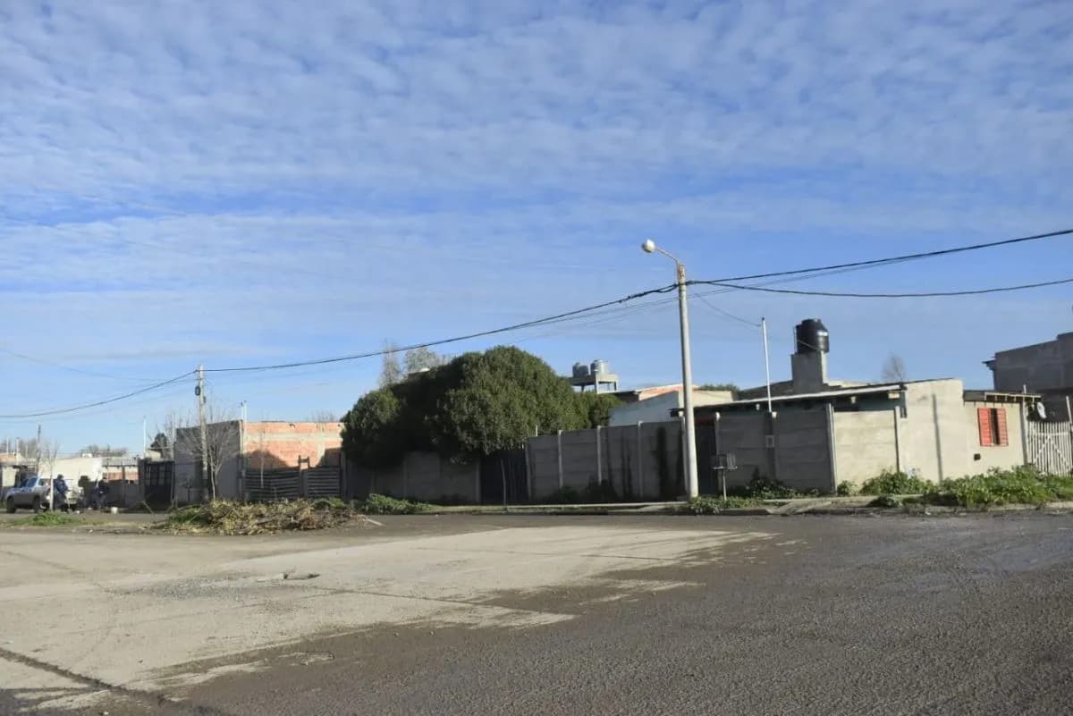 Baleado en el barrio 22 de Abril de Viedma: un joven está grave e internado