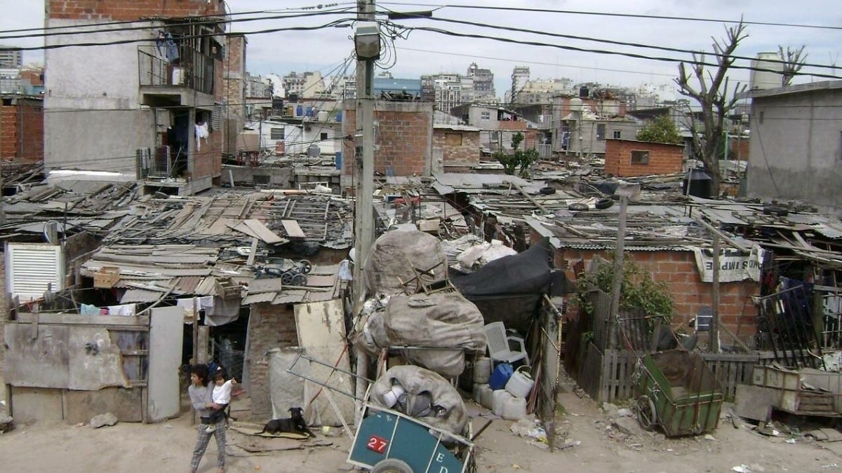 La pobreza vuelve a subir y se acercaría al 32% a nivel nacional
