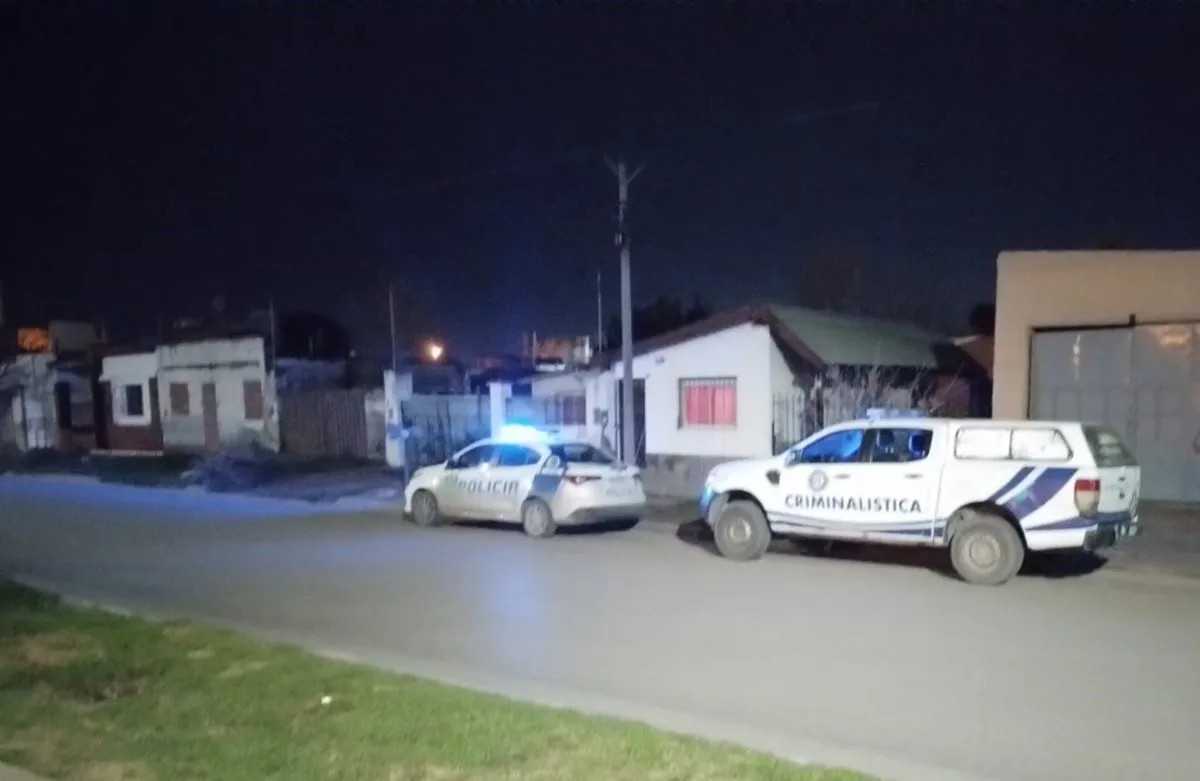Despliegue policial en el barrio Mitre por una denuncia de violencia familiar